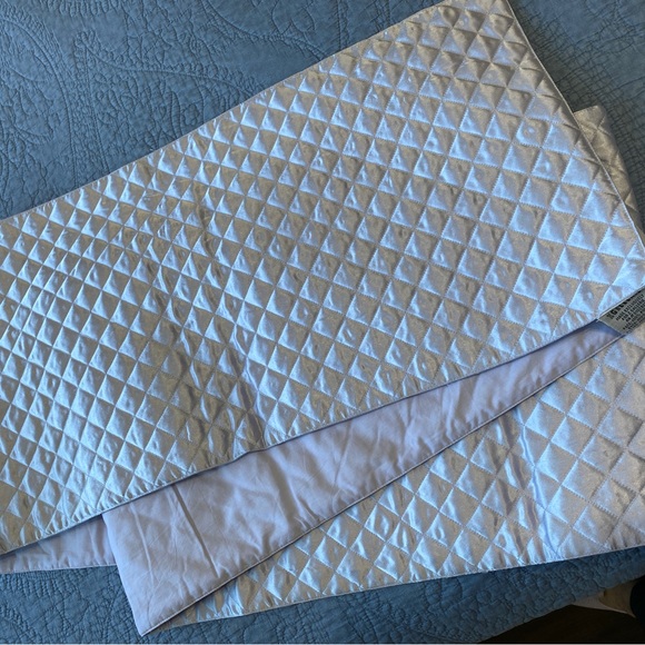 Z Gallery Quilted Table Runner - Picture 10 of 10